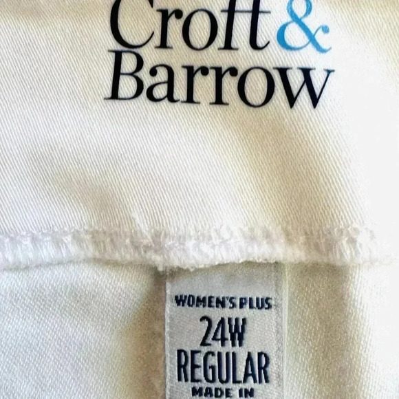 NWT CROFT & BARROW Women High Rise Stretch White Bermuda Shorts Plus Size 24W - Picture 4 of 6
